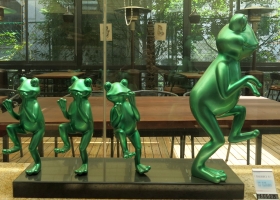 《青蛙跳跳》系列